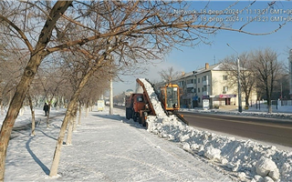 Из Астаны за ночь вывезли более 16 тысяч кубометров снега