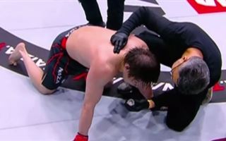 Жалгаса Жумагулова заставили ползать на коленях после ухода из UFC