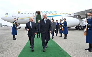 Президент прибыл с государственным визитом в Азербайджан