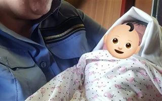 В поезде "Павлодар-Туркестан" родилась девочка