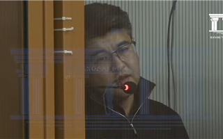 Бишимбаев объяснил, как оказался вне камеры после отбоя