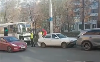 Тройное ДТП с автобусом случилось в Усть-Каменогорске