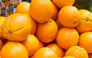 В Атырау из-за дольки апельсина женщина пережила клиническую смерть