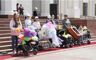 В Караганде пройдёт парад детских колясок