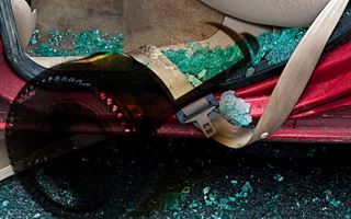 Пьяный водитель перепутал педали и врезался в опору газовой трубы в Шымкенте