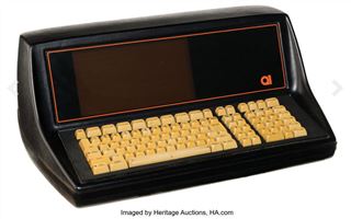 Случайно найденный первый в мире персональный компьютер выставлен на аукцион