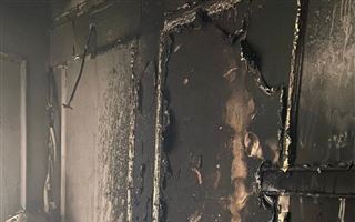13 человек эвакуировали из-за горящего кондиционера в Караганде