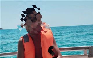 В Каспийское море унесло 10-летнего мальчика на надувном круге