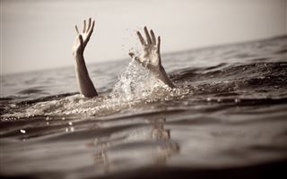 В ЗКО в реке Урал утонули три девочки