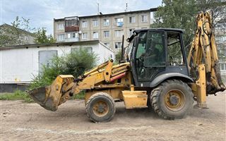 В Усть-Каменогорске аким попросил ускорить ремонтные работы во дворах
