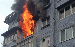 В Алматы в девятиэтажном доме произошел пожар