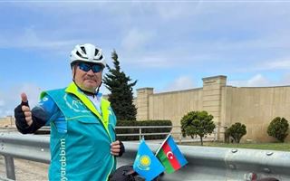Пенсионер из Казахстана добрался на Олимпийские игры на велосипеде