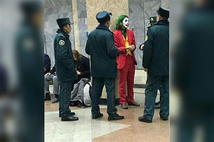 В полиции Ташкента разъяснили беседу сотрудников с "Джокером"