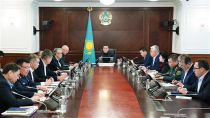 Казахстан приостановил безвизовый режим для Китая