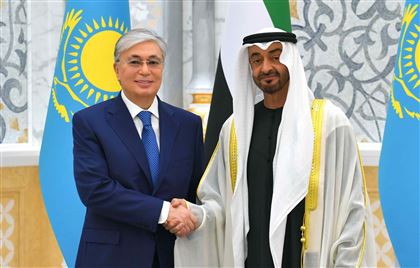 Президент Казахстана провел переговоры с наследным принцем Абу-Даби