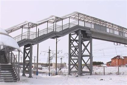 16-летний кадет упал с моста на железнодорожные пути в Павлодаре