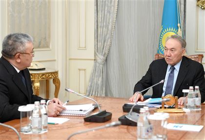 Елбасы Нурсултан Назарбаев встретился с Председателем Высшего Судебного Совета Талгатом Донаковым