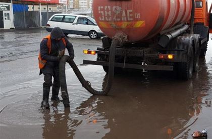 Неожиданное потепление стало причиной потопа на улицах Нур-Султана