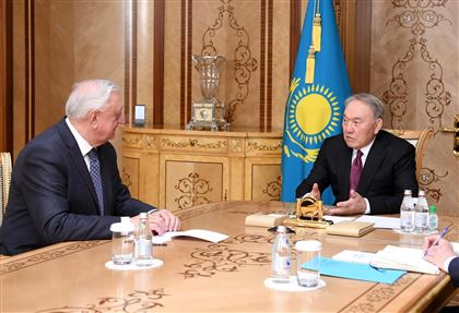 Нурсултан Назарбаев принял председателя коллегии Евразийской экономической комиссии Михаила Мясниковича