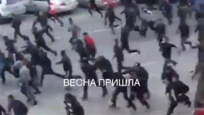 В Бишкеке произошли беспорядки: силовики применили слезоточивый газ