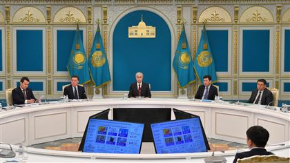 Касым-Жомарт Токаев провел совещание по вопросам реализации программы "Цифровой Казахстан"