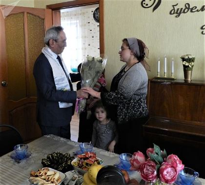 В Петропавловске с 8 марта поздравили мать 15 детей