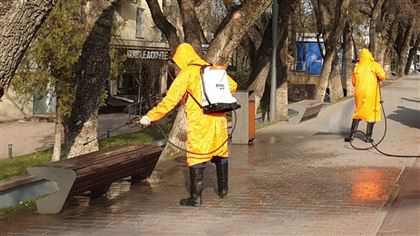 В Алматы во время карантина дважды в день будут мыть улицы и тротуары