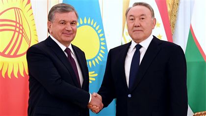 Президент Узбекистана провел телефонный разговор с Елбасы