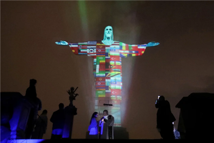 Казахстанский флаг заметили на статуе Иисуса Христа в Рио-де-Жанейро