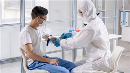 Еще 110 медработников Центральной больницы Алматы заразились коронавирусом