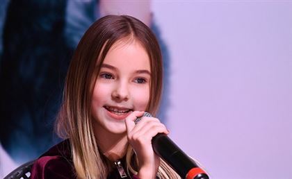 Данэлия Тулешова записала к Дню Победы кавер на песню "Месяц май"