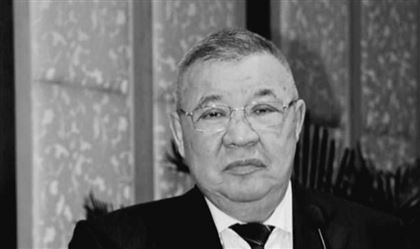 Ушел из жизни почетный президент Федерации тяжелой атлетики РК Кайрат Турлыханов