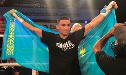Зарубежное СМИ разобралось, почему казахстанец Моминов победил в первом бою после пандемии