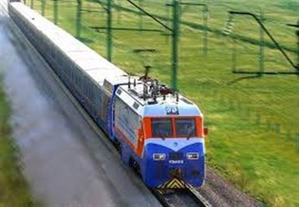 Несколько поездов отменили в Казахстане на период усиления карантина