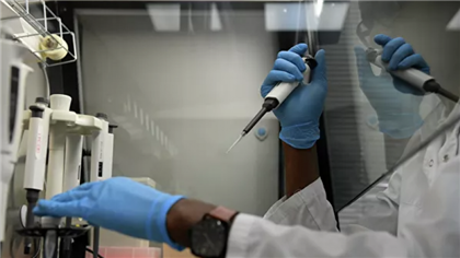 Зарубежные ученые изобрели новый препарат против коронавируса