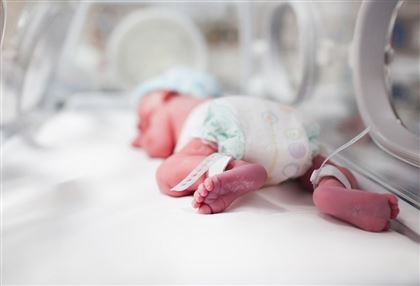 Новорожденную весом 527 граммов спасли алматинские врачи