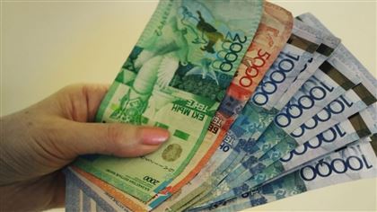 В РК утвердили правила по социальной выплате в 42 500 тенге