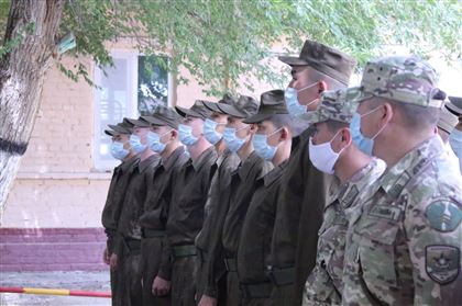 Как в Казахстане проходит отбор солдат в десантно-штурмовые войска в условиях карантина 
