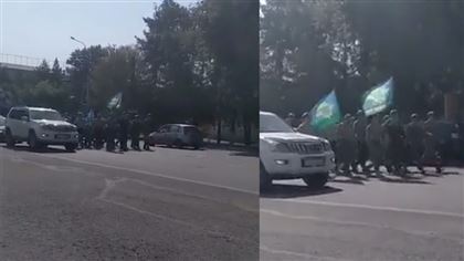 Бывших десантников оштрафовали за марш в Павлодаре