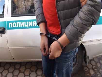 Выпускники шымкентской школы грабили клиентов под видом таксистов на подаренной иномарке