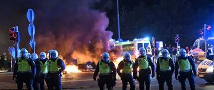 В Швеции начались массовые беспорядки из-за сожженного Корана 