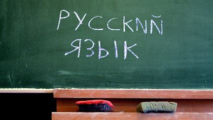 «В Казахстане русский язык имеет неоколонизаторское доминирование над казахским»: обзор казахскоязычной прессы (24 августа – 1 сентября)
