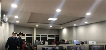 Около полусотни человек обнаружили ночью в компьютерном клубе Нур-Султана 