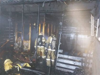 В Усть-Каменогорске ликвидировали пожар в банном комплексе