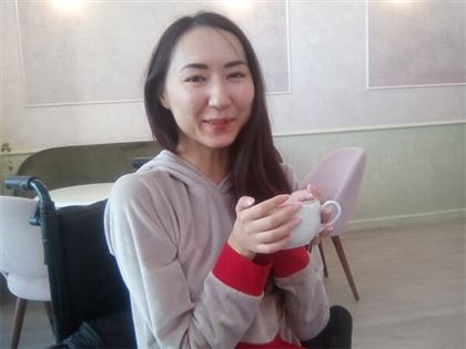 На Кубани художница-инвалид из Казахстана потеряла паспорт и не может вернуться домой 