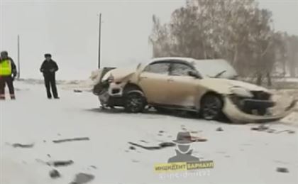 На границе с Казахстаном произошло жуткое ДТП: пассажирка иномарки скончалась