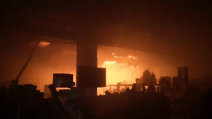 Крупный пожар в Таразе: горели кафе, магазин и баня