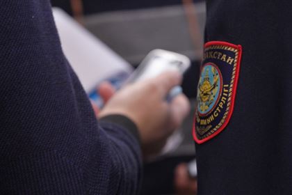 Полицейские Акмолинской области разыскивают жертв мужчины, подозреваемого в серии мошенничеств