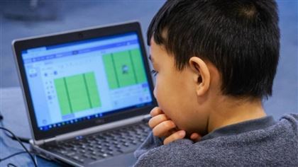 В нескольких городах школьников перевели на онлайн-обучение