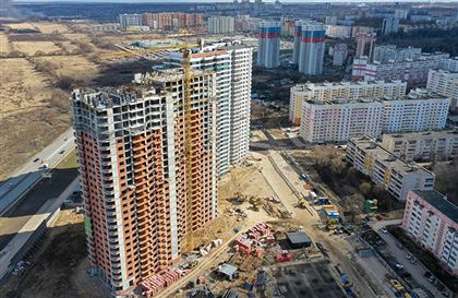 "Цены на жилье просто неадекватные": казахстанцам советуют переждать бум со снятием пенсионных накоплений